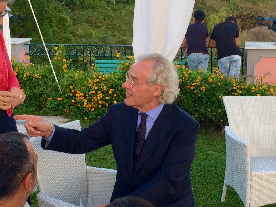 Klaus M�terthies a Napoli